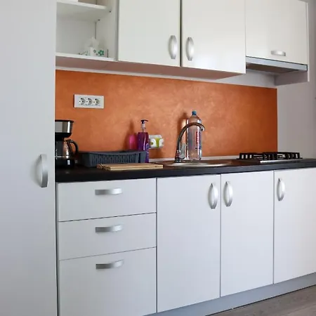 Studio Mira Philyra - Bychoice Năvodari